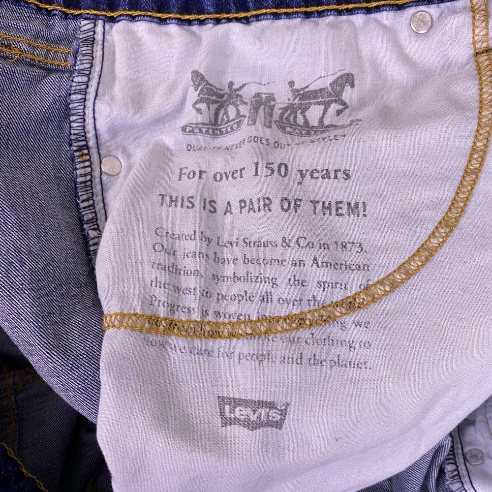 Levis 541 Athletic Taper Jeans Men's Size 52x30‎ Blue Medium Wash Stretch Denim